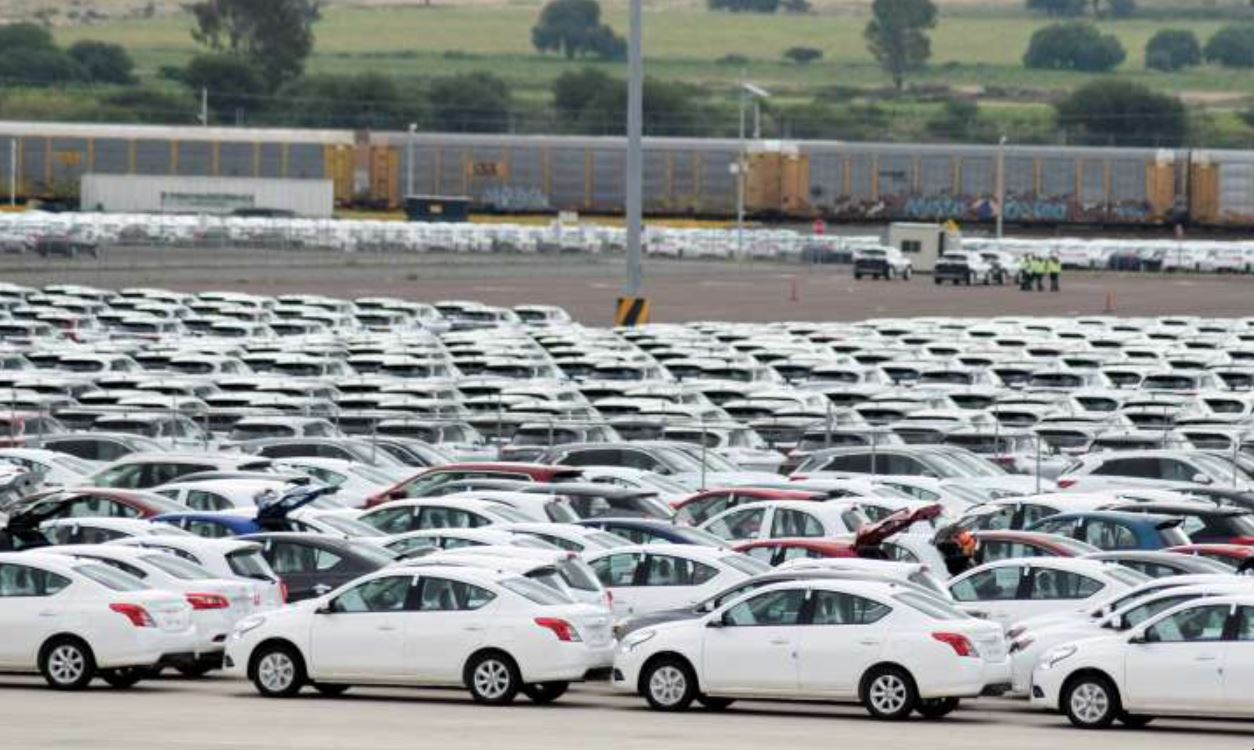 Ventas de autos bajan 58.9% en mayo