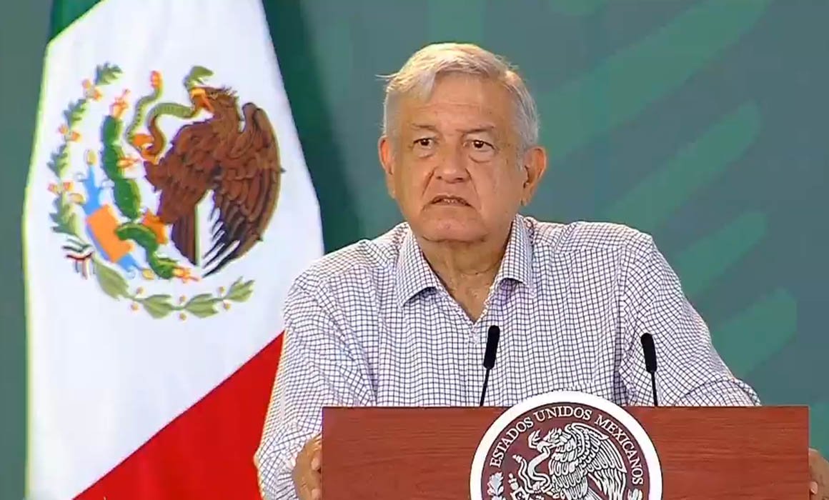 Llama Presidente a no asistir a sus eventos para evitar contagios