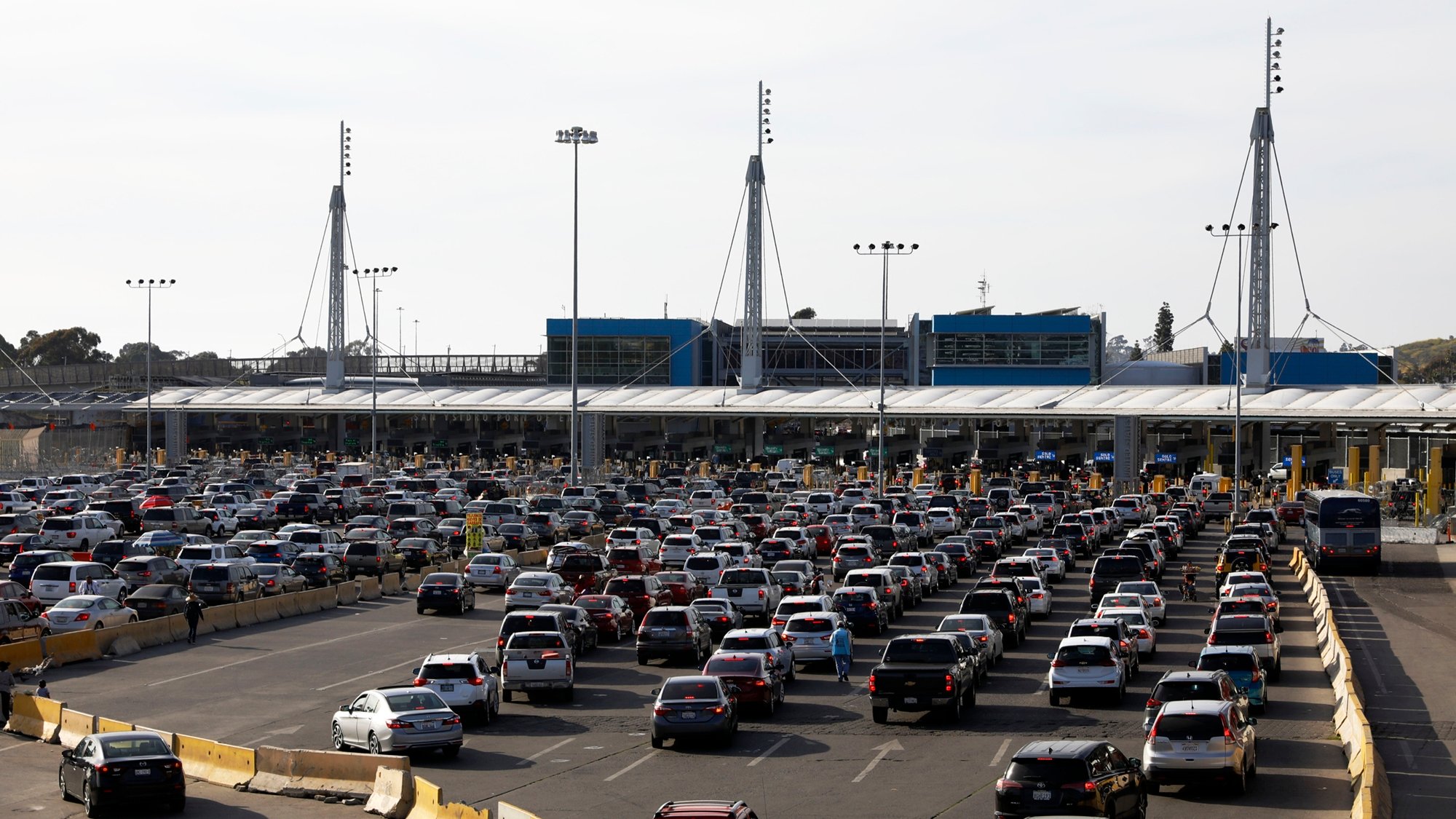 El cierre de la frontera México-EEUU para viajes no esenciales se extiende hasta el 21 de noviembre