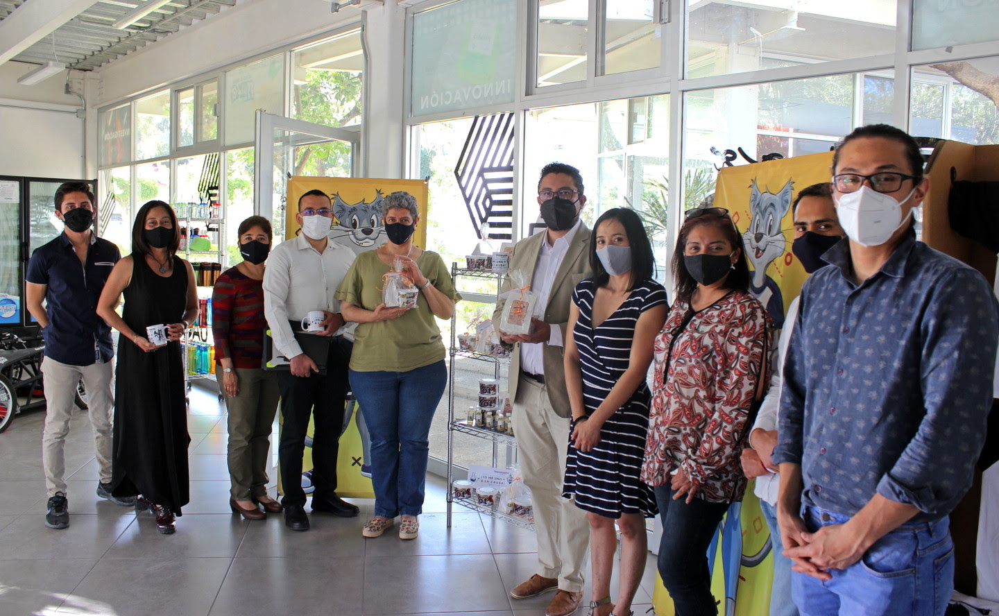 Presenta CAIDEP UAQ nuevos productos universitarios con causa