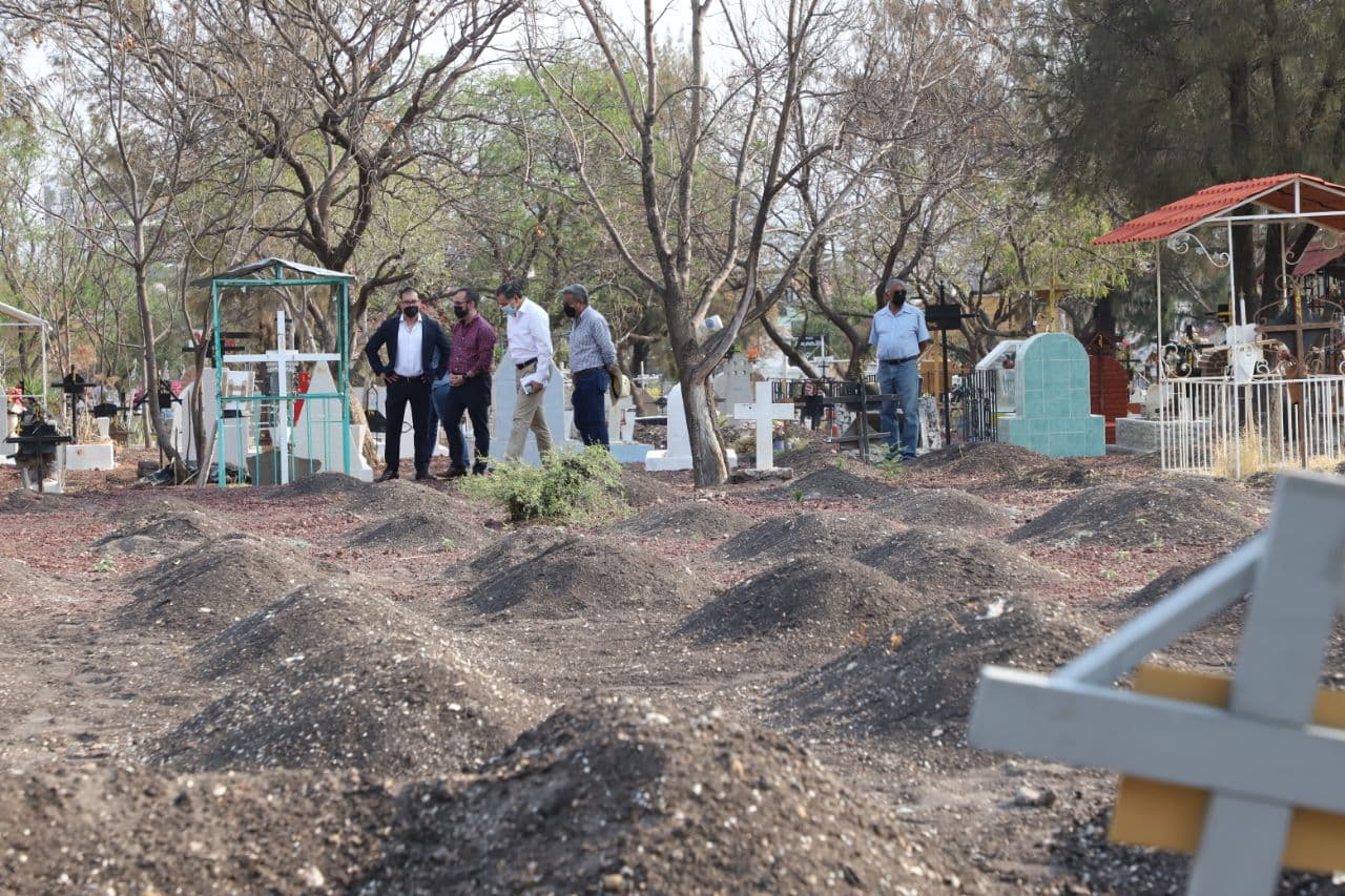 Municipio mantiene medidas de sanidad en los panteones Municipales