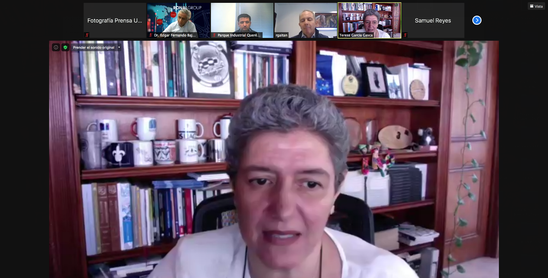 Rectora de la UAQ dicta conferencia sobre vacuna QUIVAX 17.4 ante CLAMAPIQ