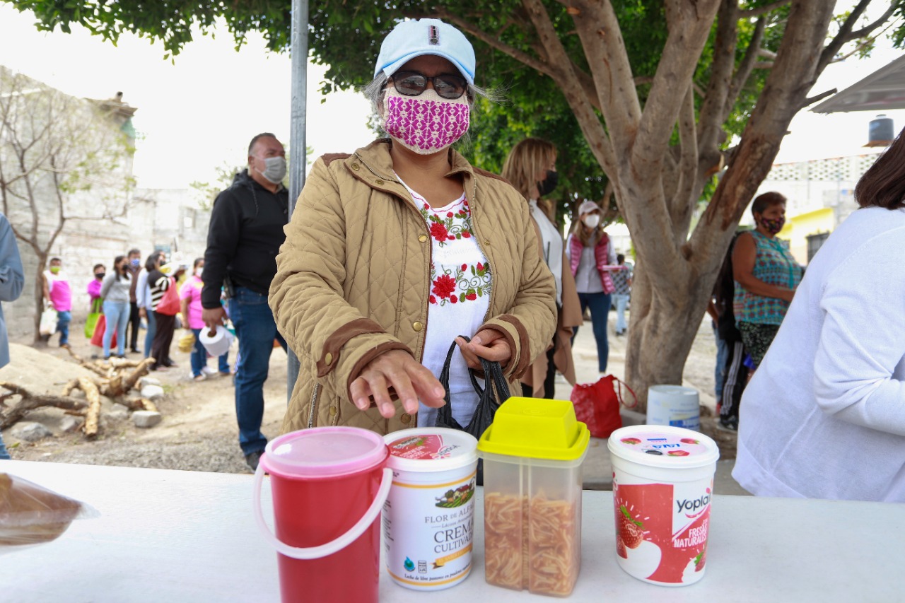Supervisan autoridades municipales preparación y entrega de alimentos de Comedor en tu Calle