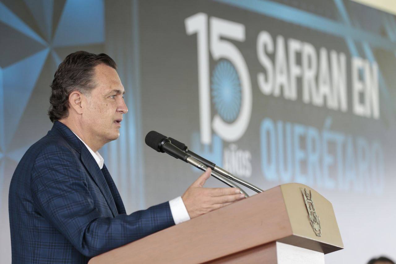Preside Mauricio Kuri conmemoración del XV aniversario de Safran en Querétaro