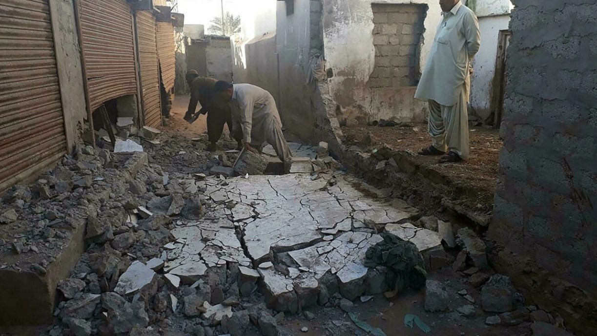 Pakistán: terremoto deja al menos 20 muertos