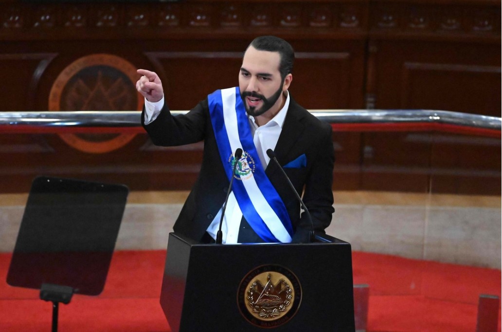 Presidente de El Salvador pide al Congreso aprobar ley de agentes extranjeros
