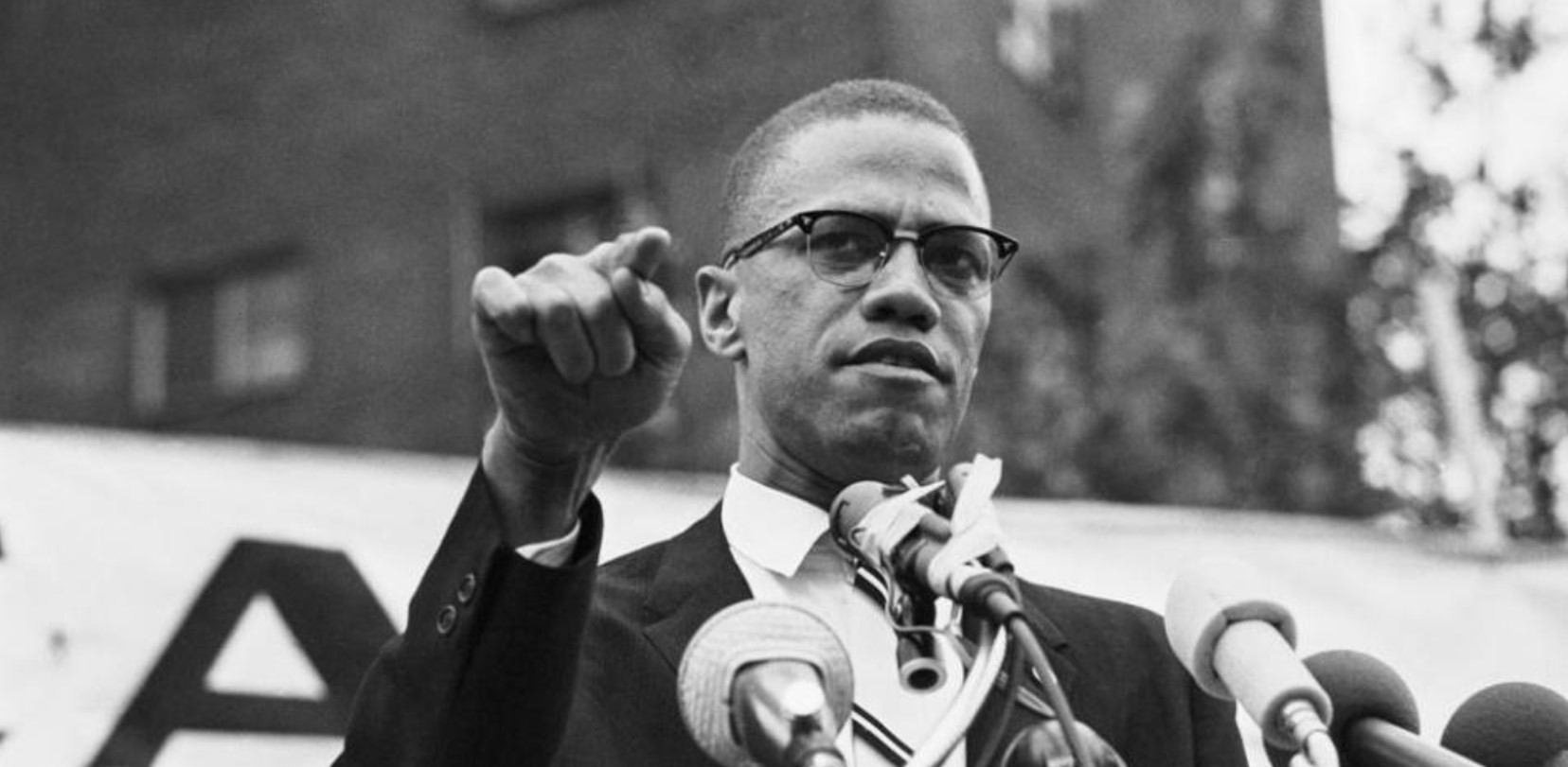 Dos hombres sentenciados por el asesinato de Malcolm X podrían ser absueltos