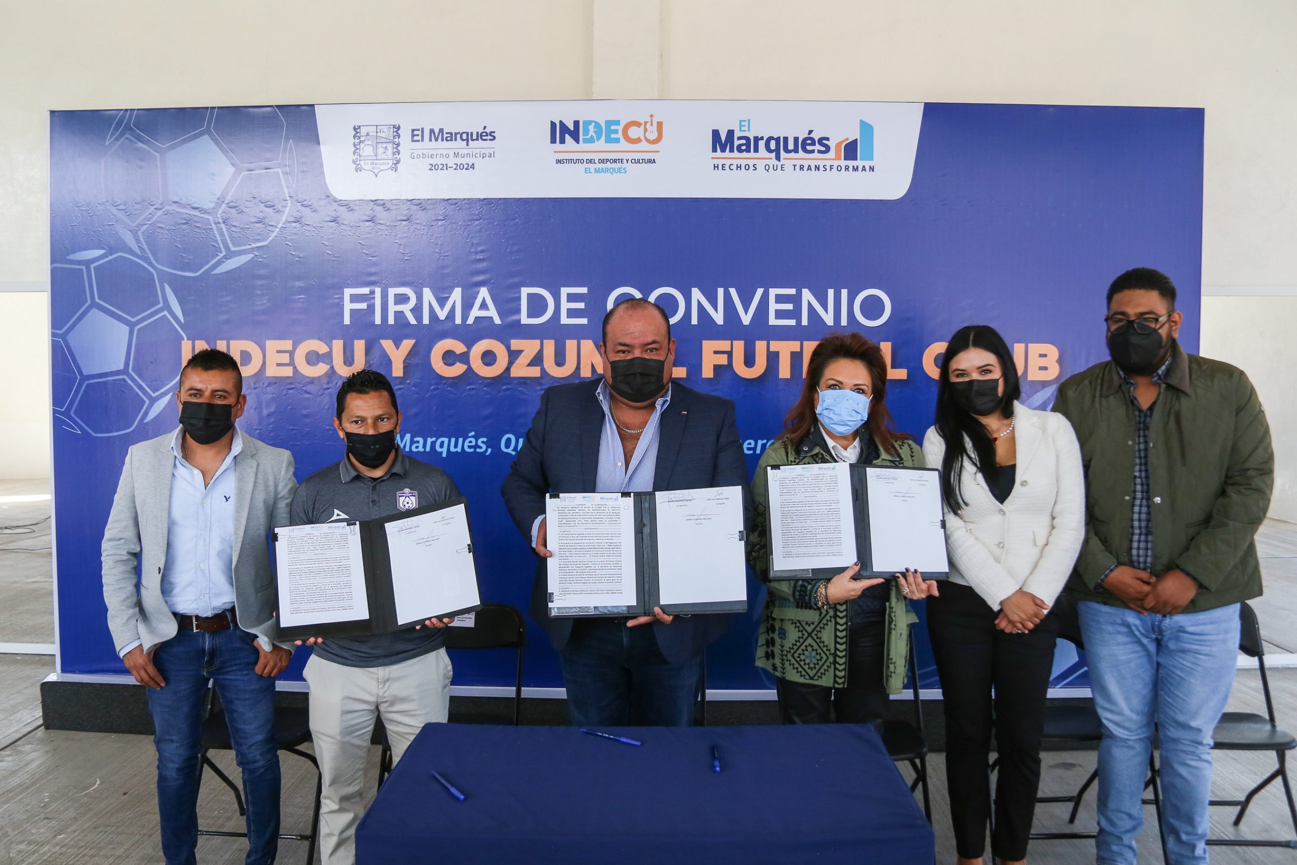 Firma INDECU de El Marqués convenio de colaboración con “Petroleros F.C.” para ser sede principal