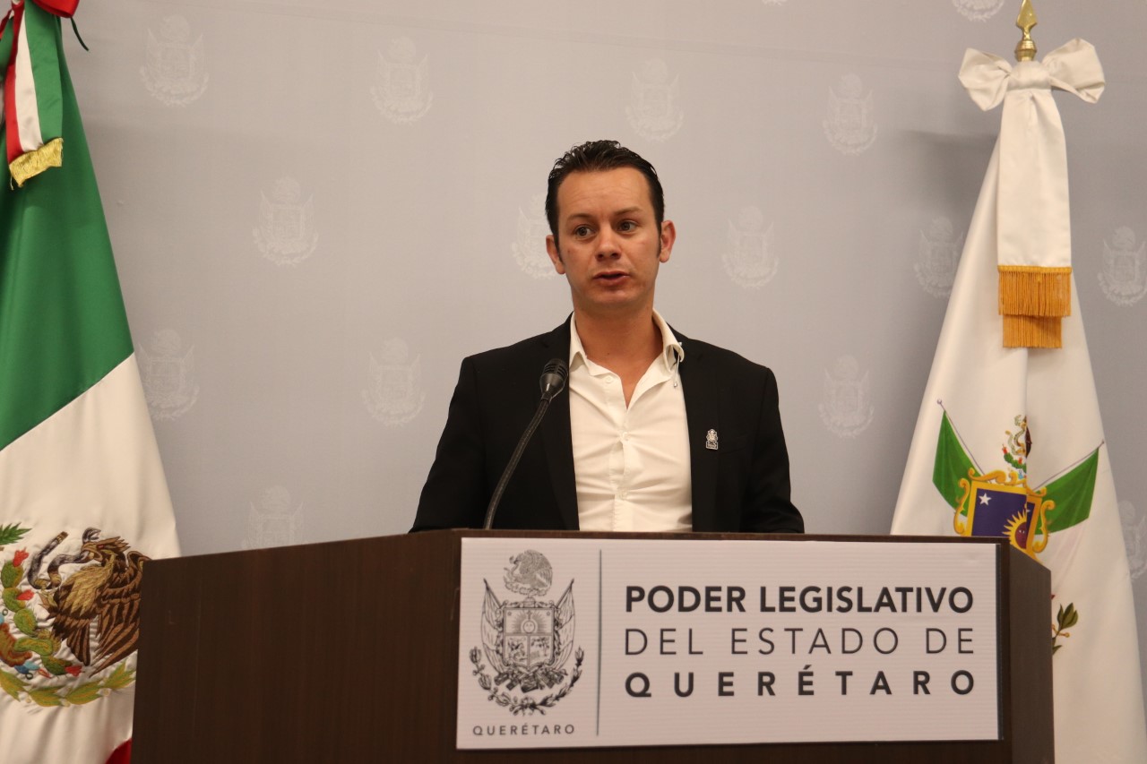 El diputado Christian Orihuela presentó Iniciativa de Ley que busca la implementación de programas de inclusión laboral para adultos mayores