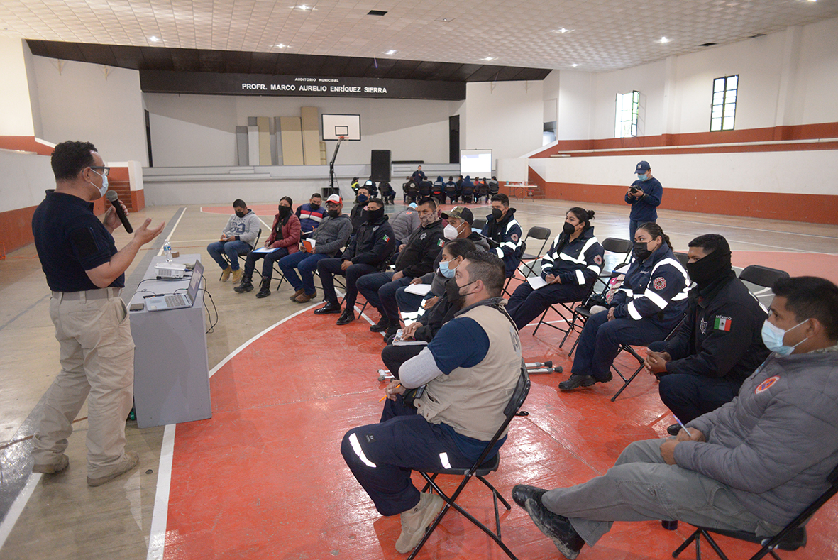 Coordinaciones de Protección Civil de la Zona Serrana Toman Cursos de Capacitación y Actualización en Jalpan