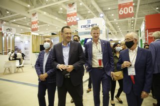 Querétaro va por una industria de la horticultura y agricultura protegida: Gobernador