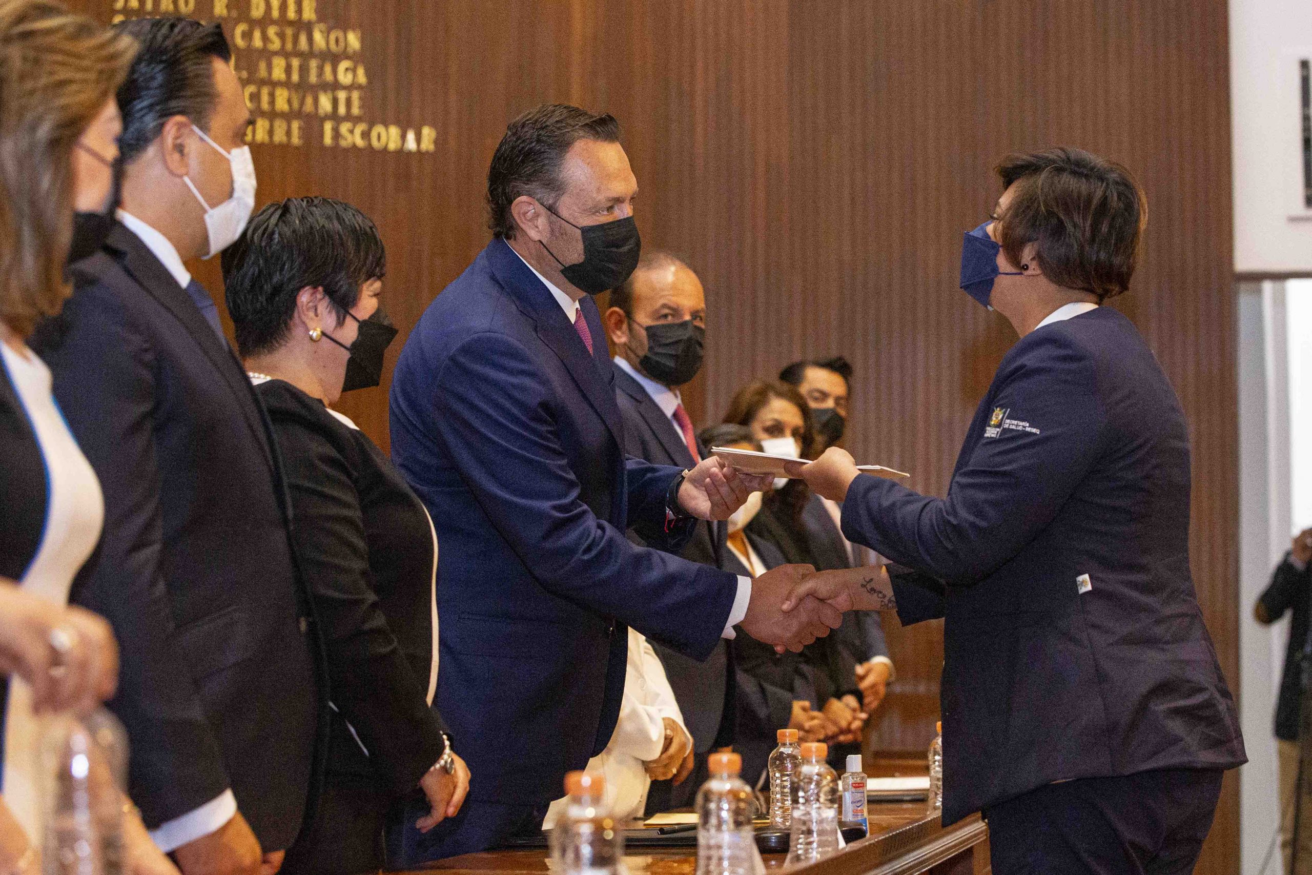 Reconocen autoridades estatales valentía y profesionalismo de las y los enfermeros