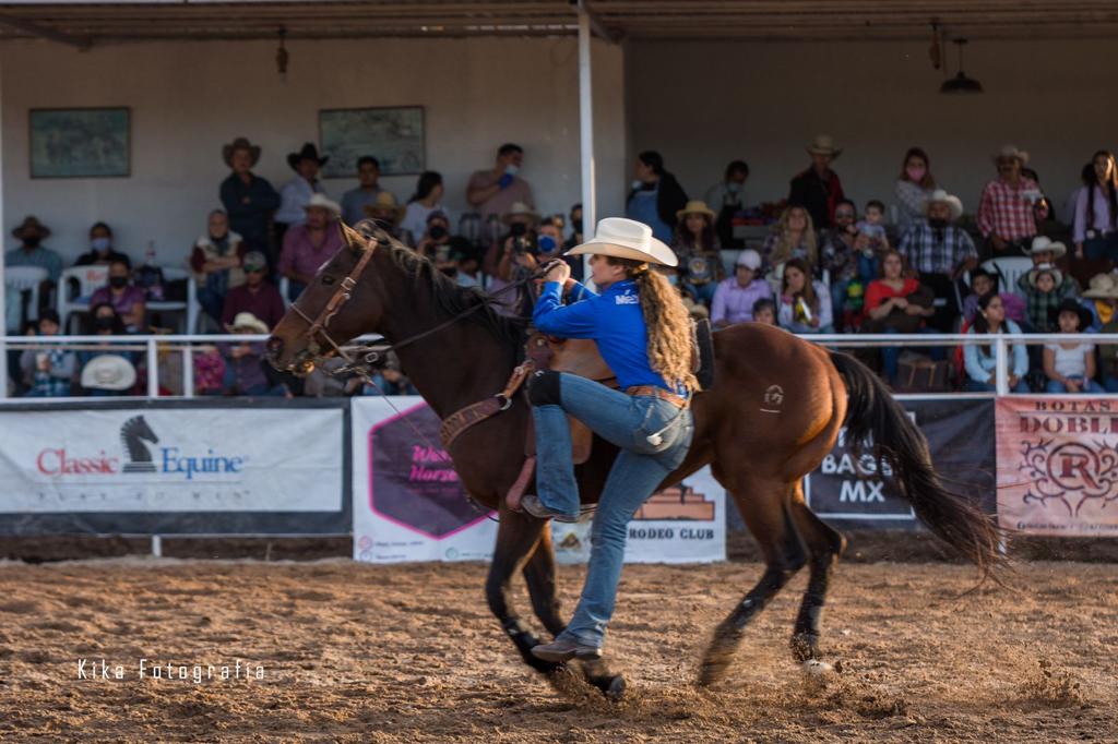 Inician actividades de rodeo en la segunda etapa del Festival Ecuestre