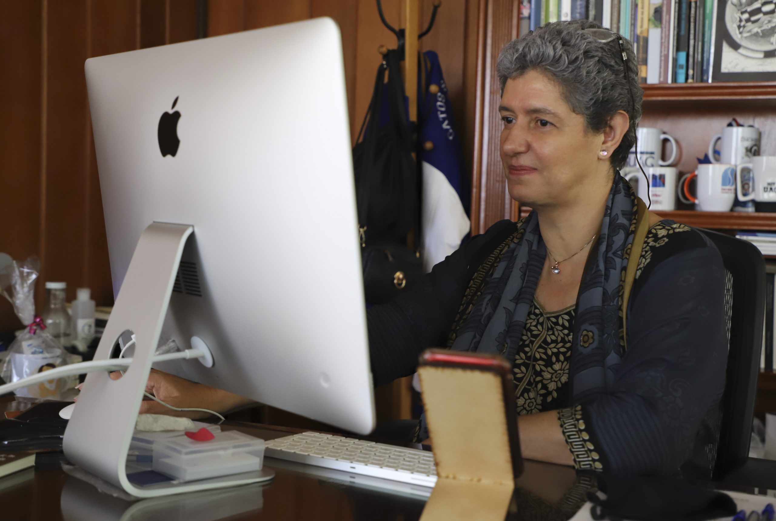 Participa Rectora de la UAQ en “Encuentro sobre los desafíos de la justicia en las instituciones educativas”