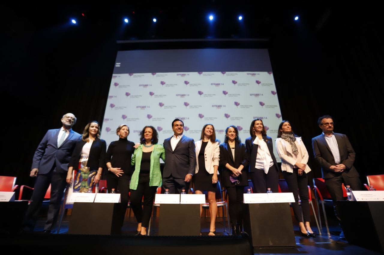 Presentan cartelera del HAY Festival Querétaro, Séptima edición.