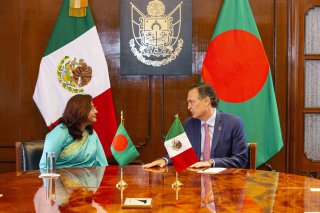 Recibe Gobernador de Querétaro a Embajadora de Bangladesh en México