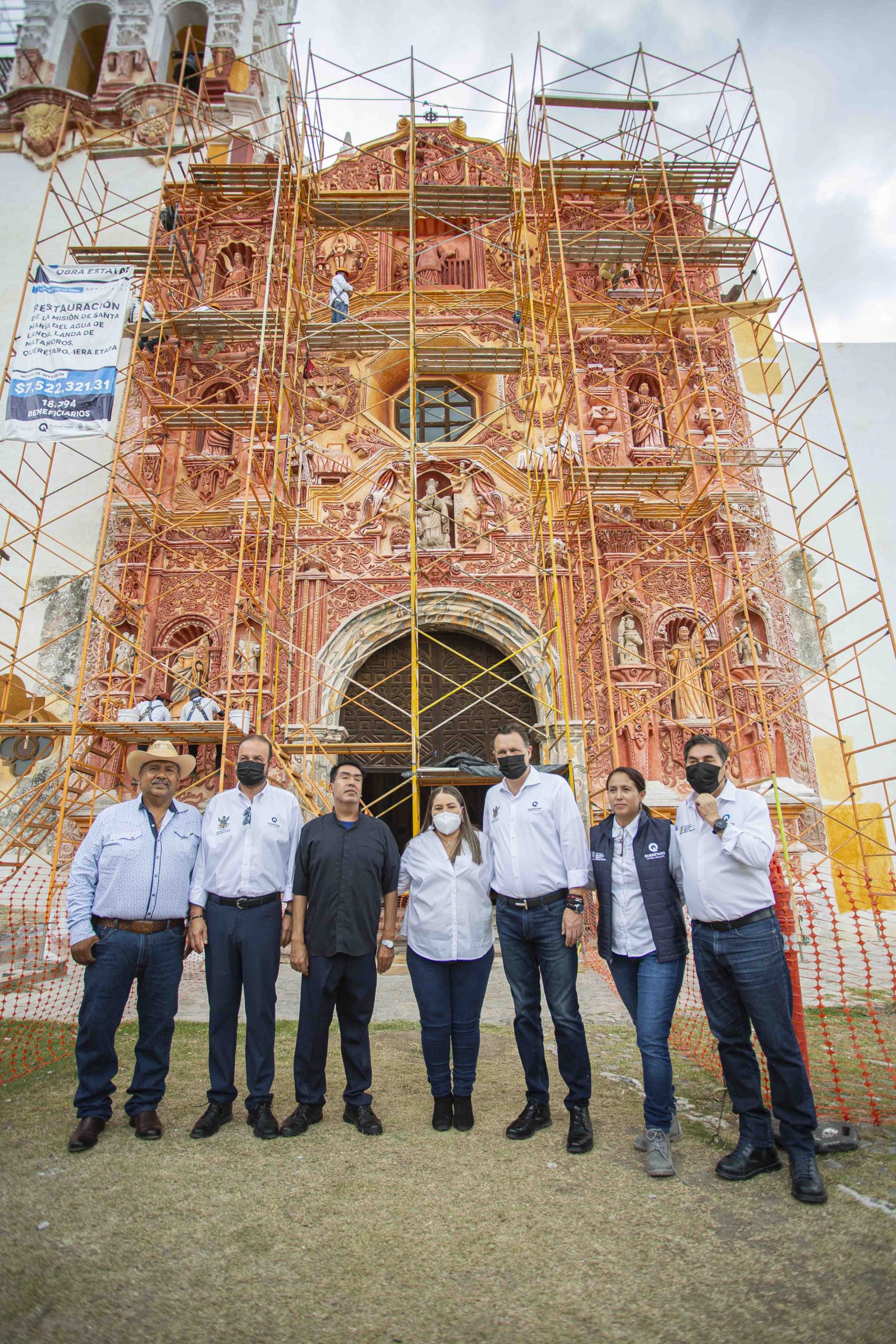 Constata Gobernador avance de obras de restauración de la Misión de Landa de Matamoros