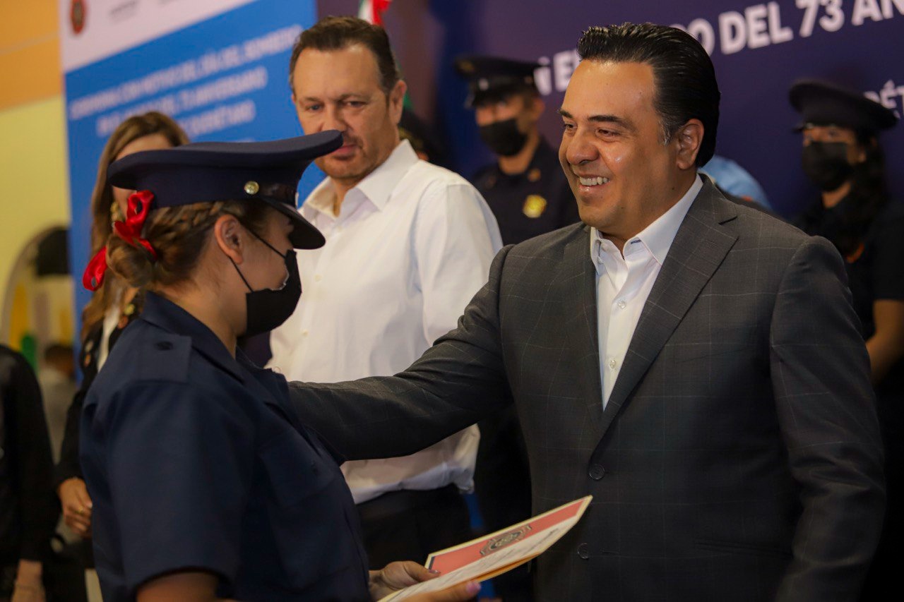 Las y los queretanos saben que cuentan con los bomberos ante cualquier emergencia: Luis Nava