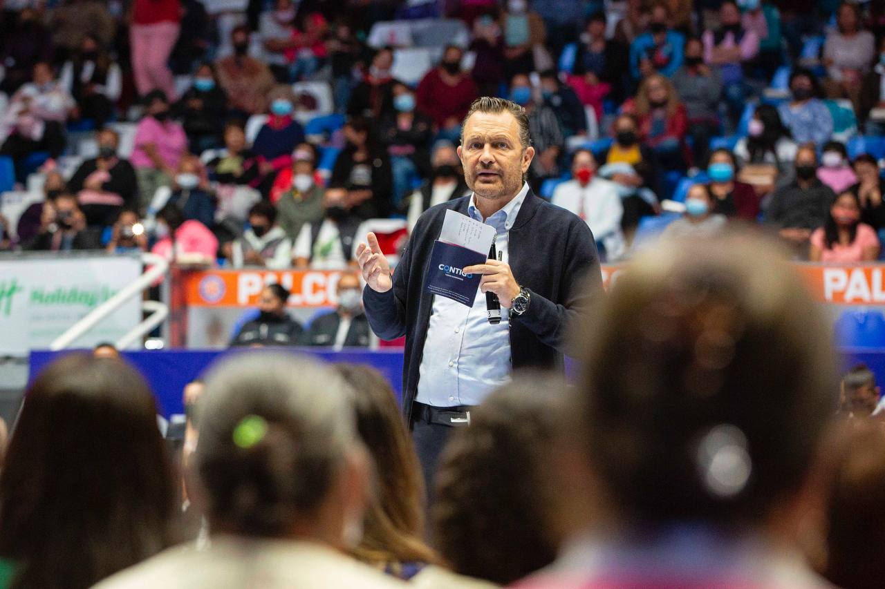 Presenta Mauricio Kuri estrategia Mujeres Contigo