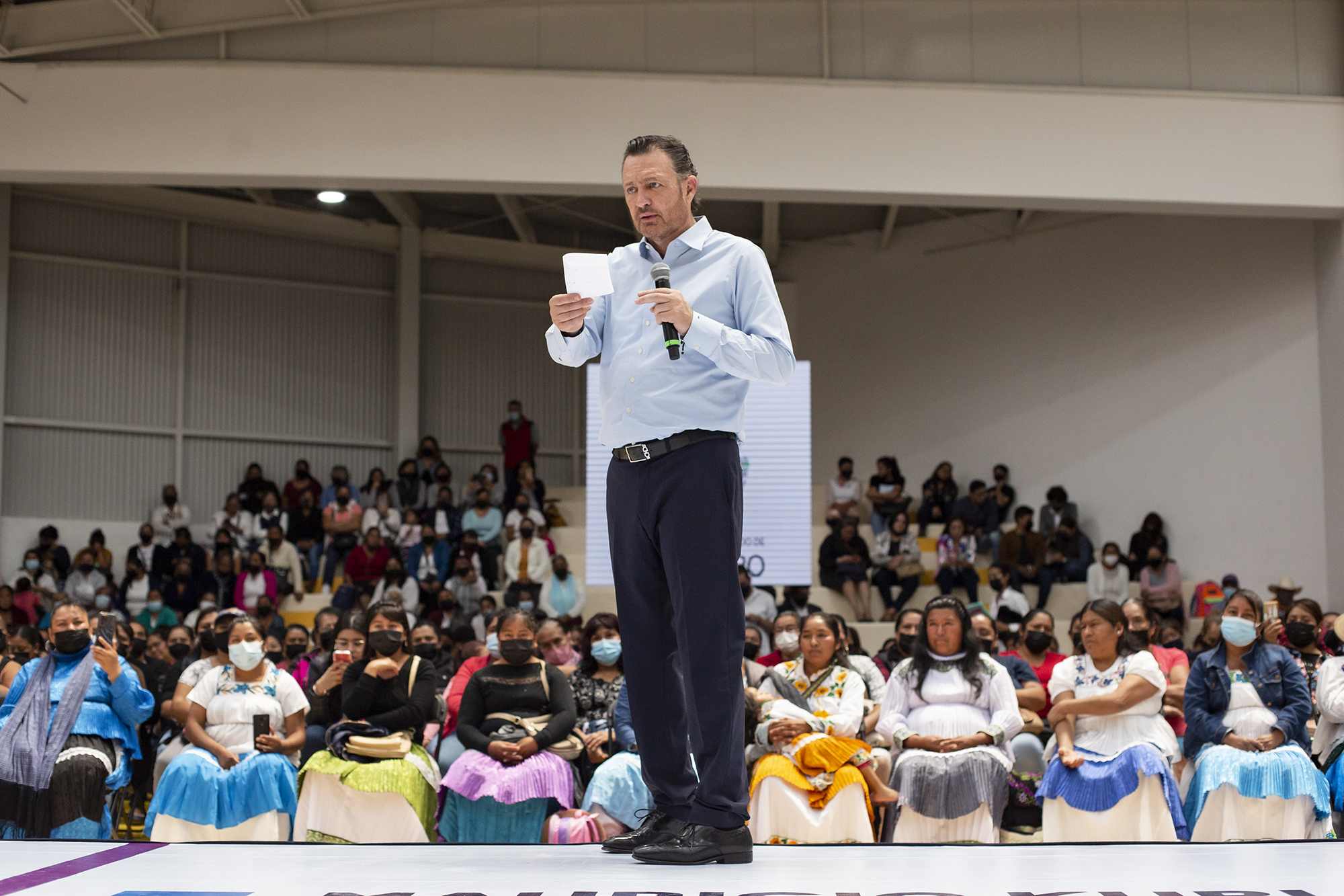 Refrenda Gobernador compromiso con las mujeres en San Juan del Río