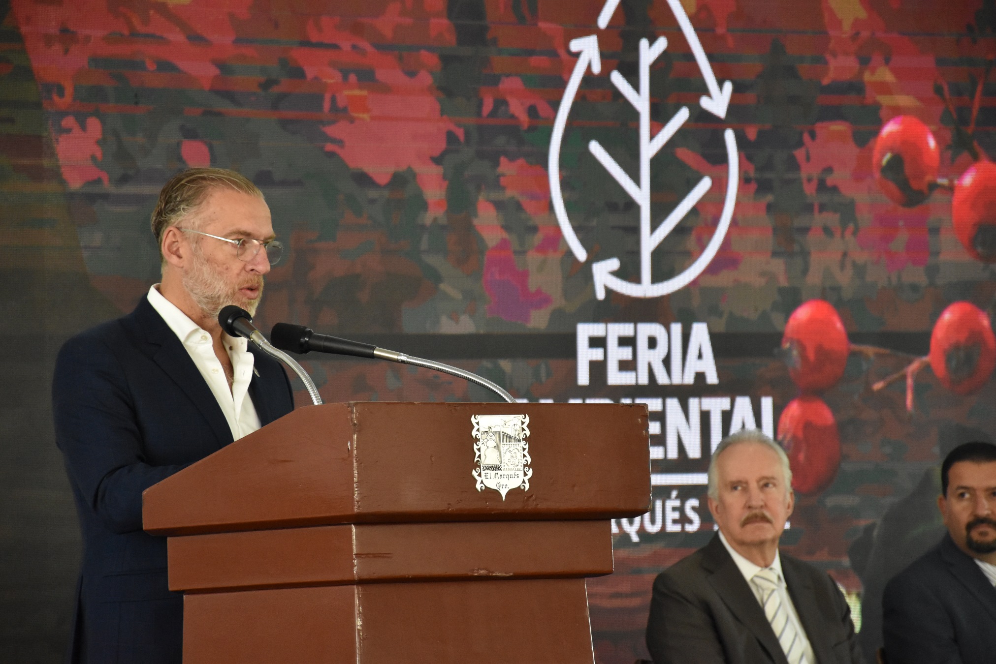 Participa SEDESU en Feria Ambiental de El Marqués