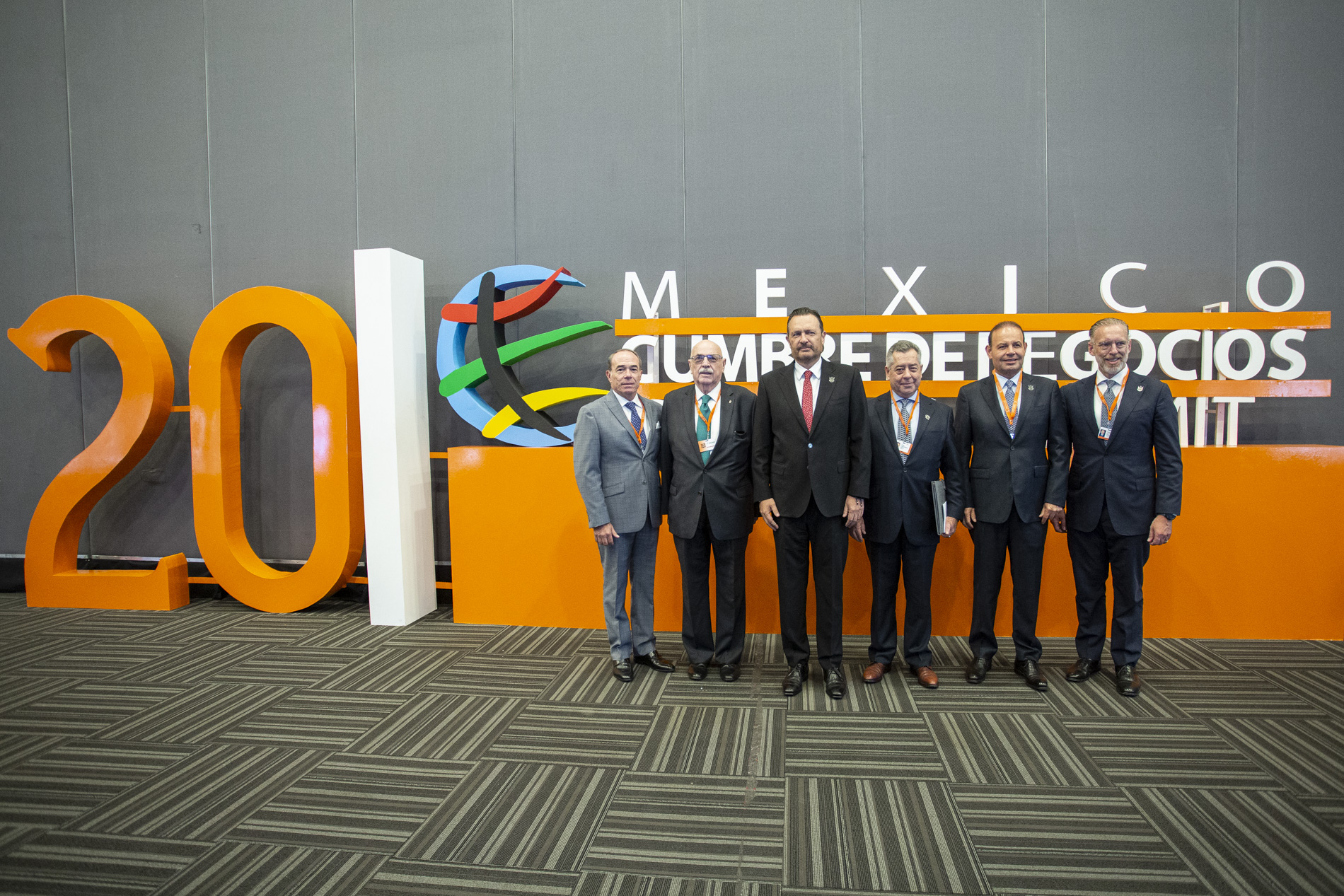 Inauguró Gobernador la 20° edición de la México Cumbre de Negocios