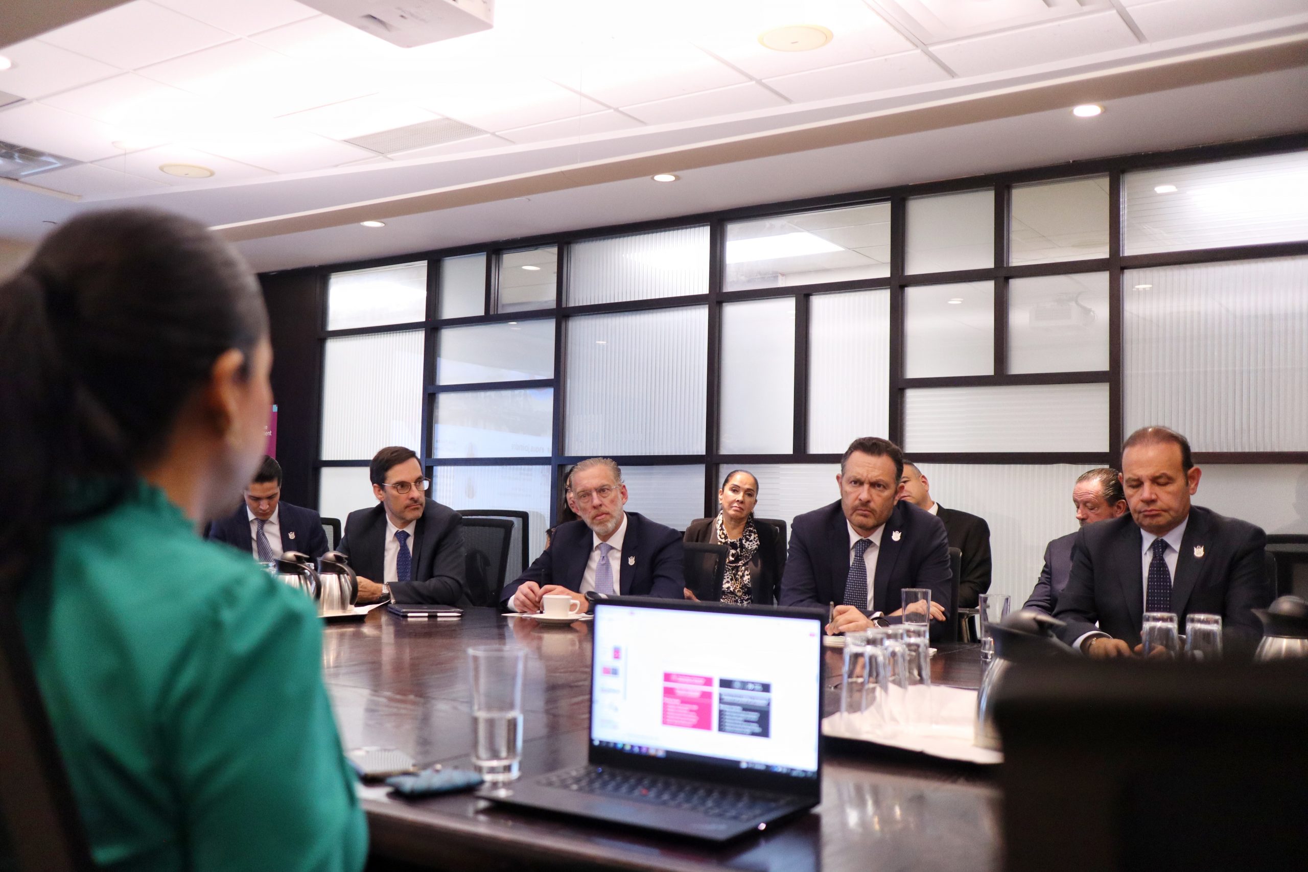 Estrecha Gobernador lazos de colaboración con Investissement Montréal International