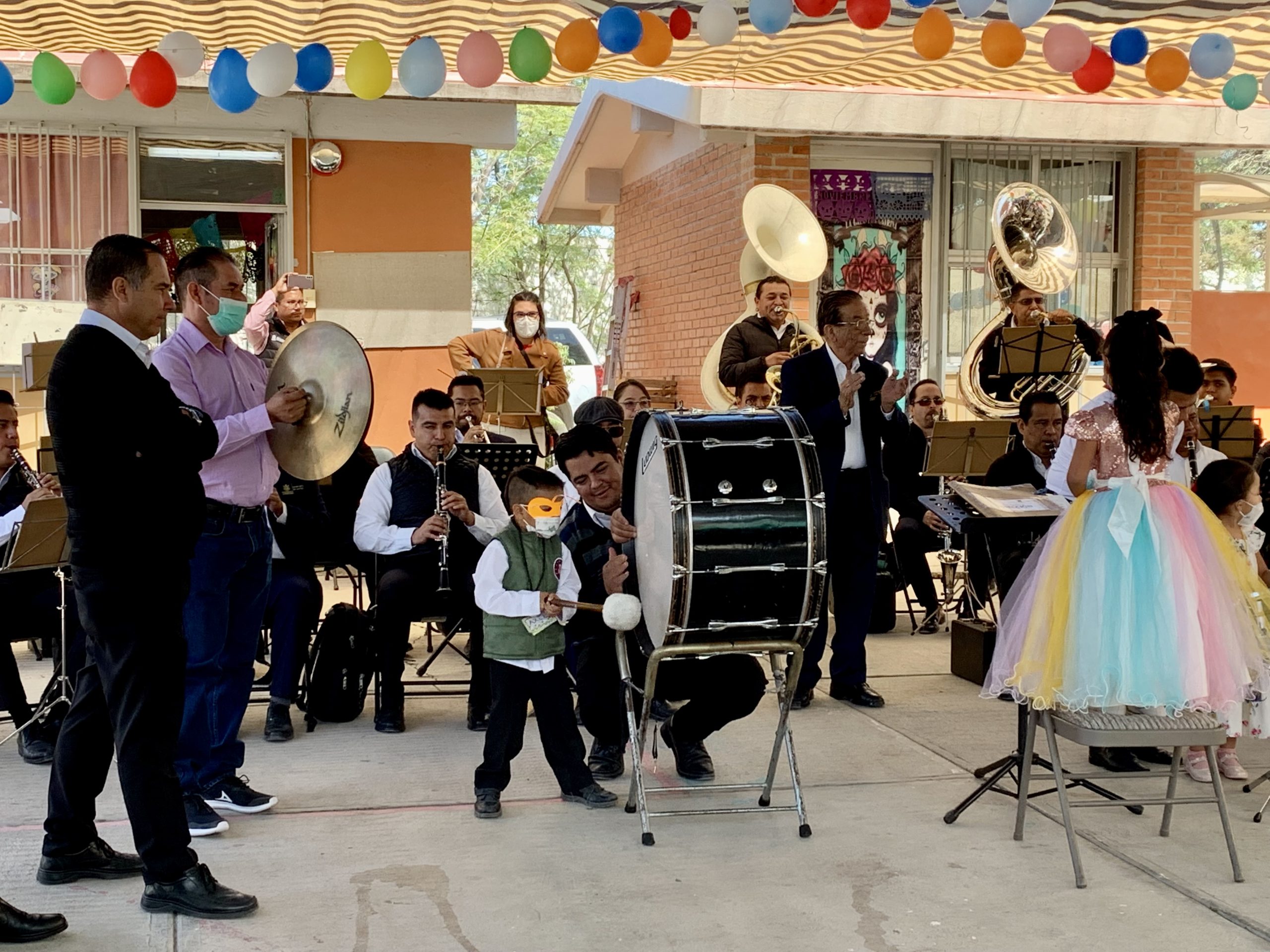 Promueve USEBEQ conciertos didácticos en escuelas con la Banda de Música del Estado