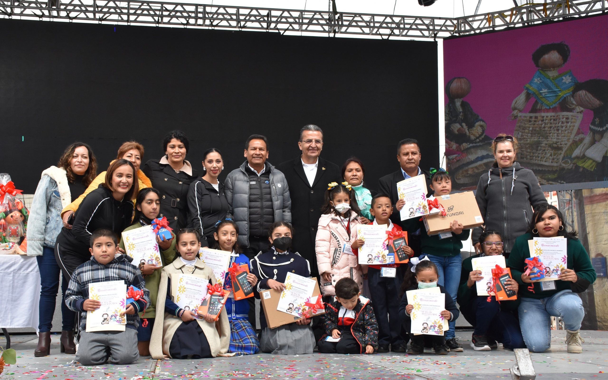 Premia USEBEQ a las y los ganadores del concurso de dibujo