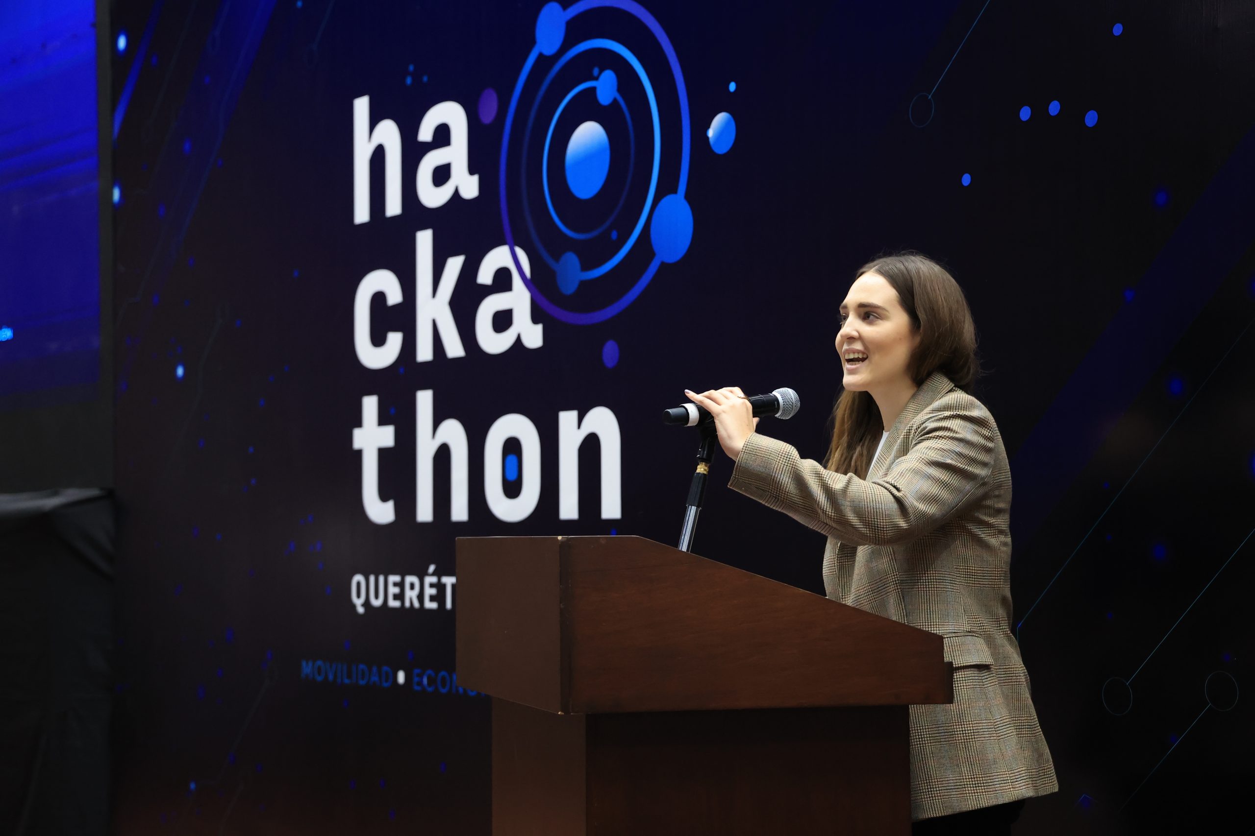 Entrega SEJUVE más de 200 mil pesos a ganadores del Hackathon Digital
