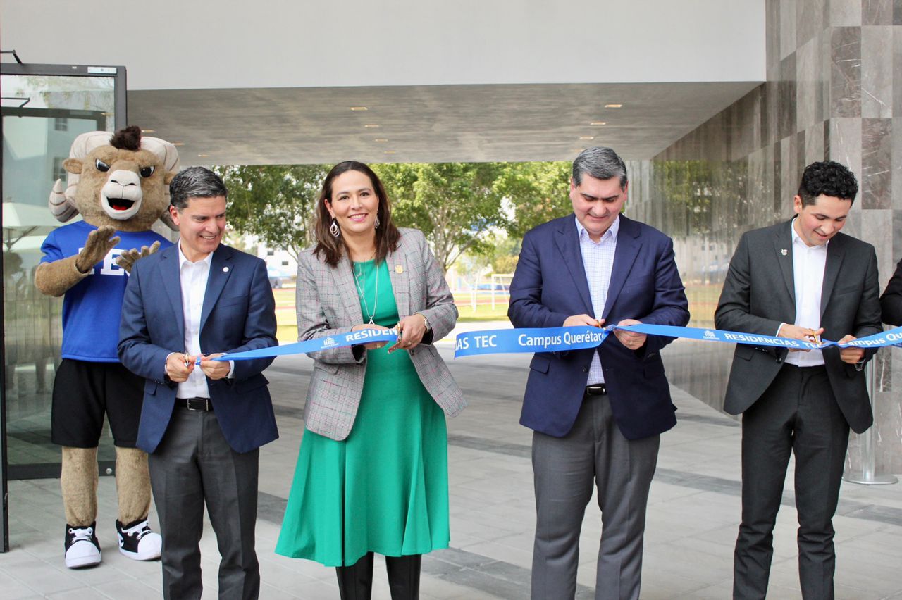 Asiste titular de SEDEQ a la inauguración del edificio de residencias del Tec de Monterrey