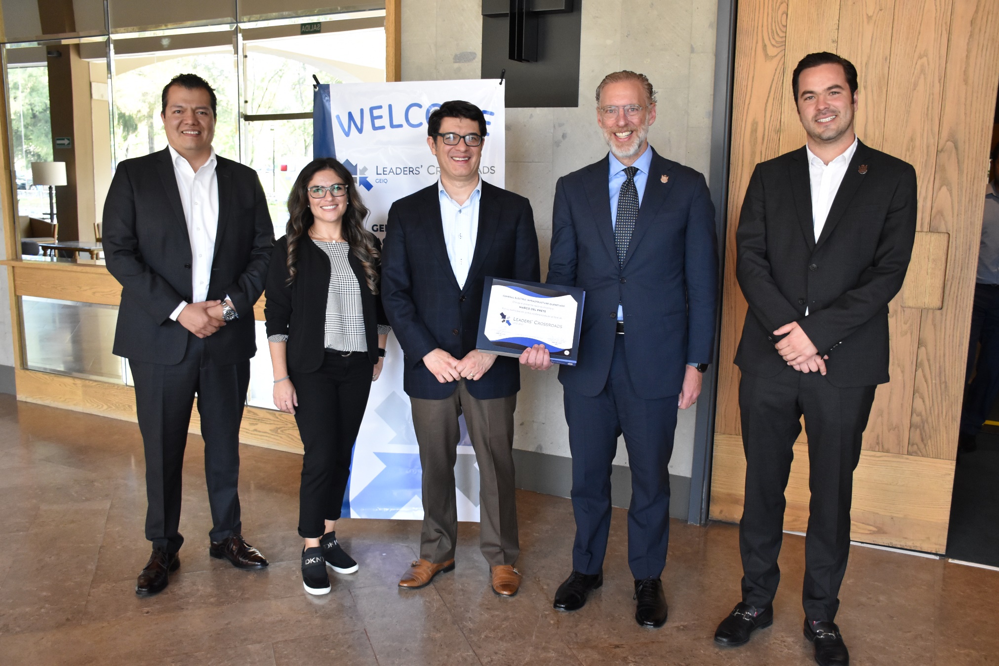 Titular de SEDESU participó en el Leaders’ Crossroads de GE