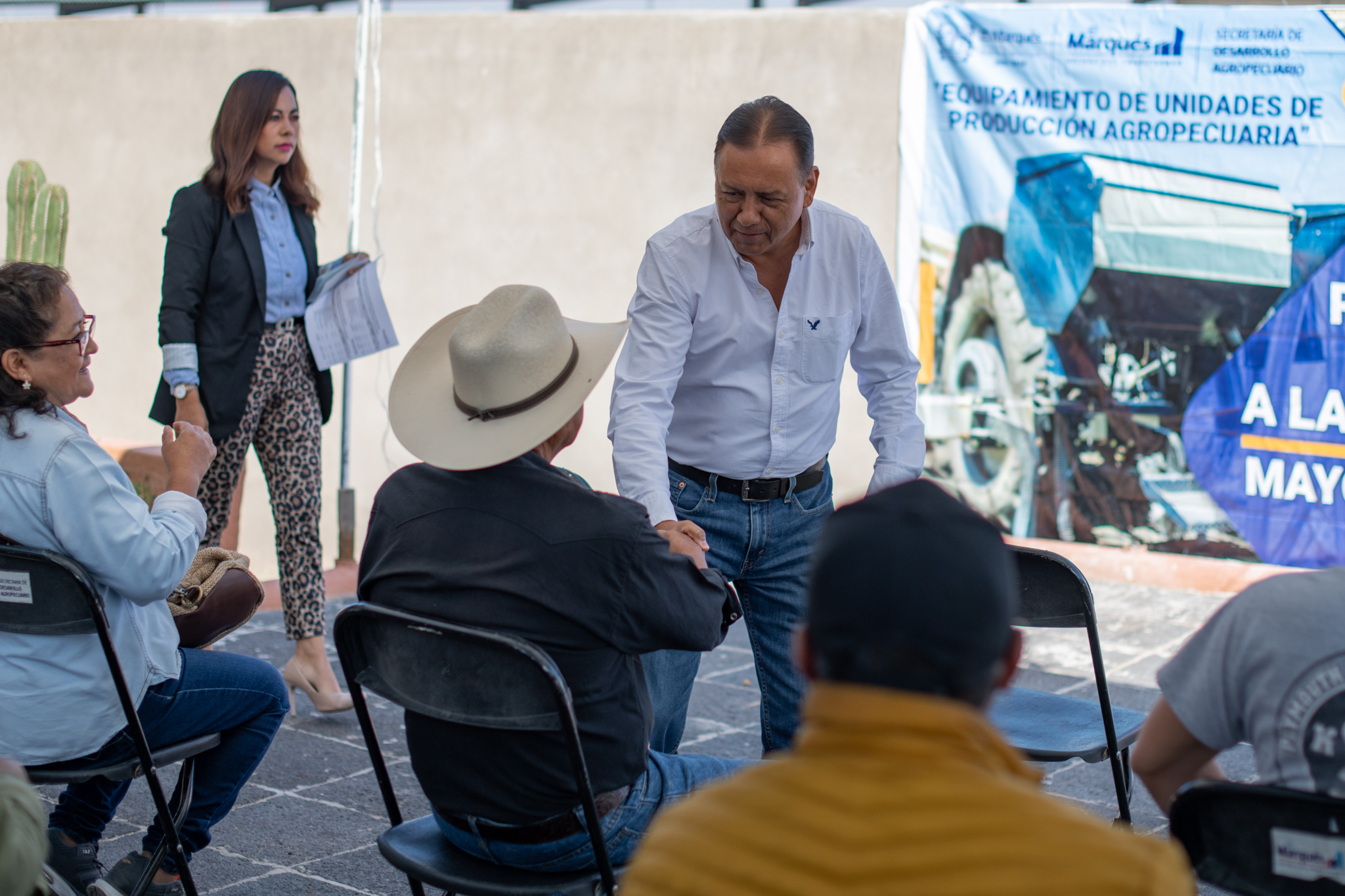 Municipio de El Marqués entrega apoyo a productores