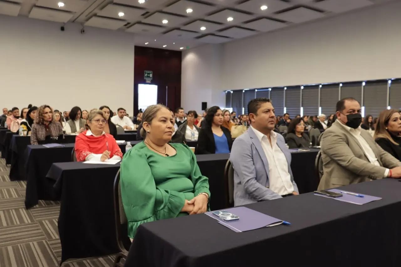 MPC asiste a ciclo de conferencias magisteriales «Fiscalización superior a los recursos de origen federal del Estado de Querétaro