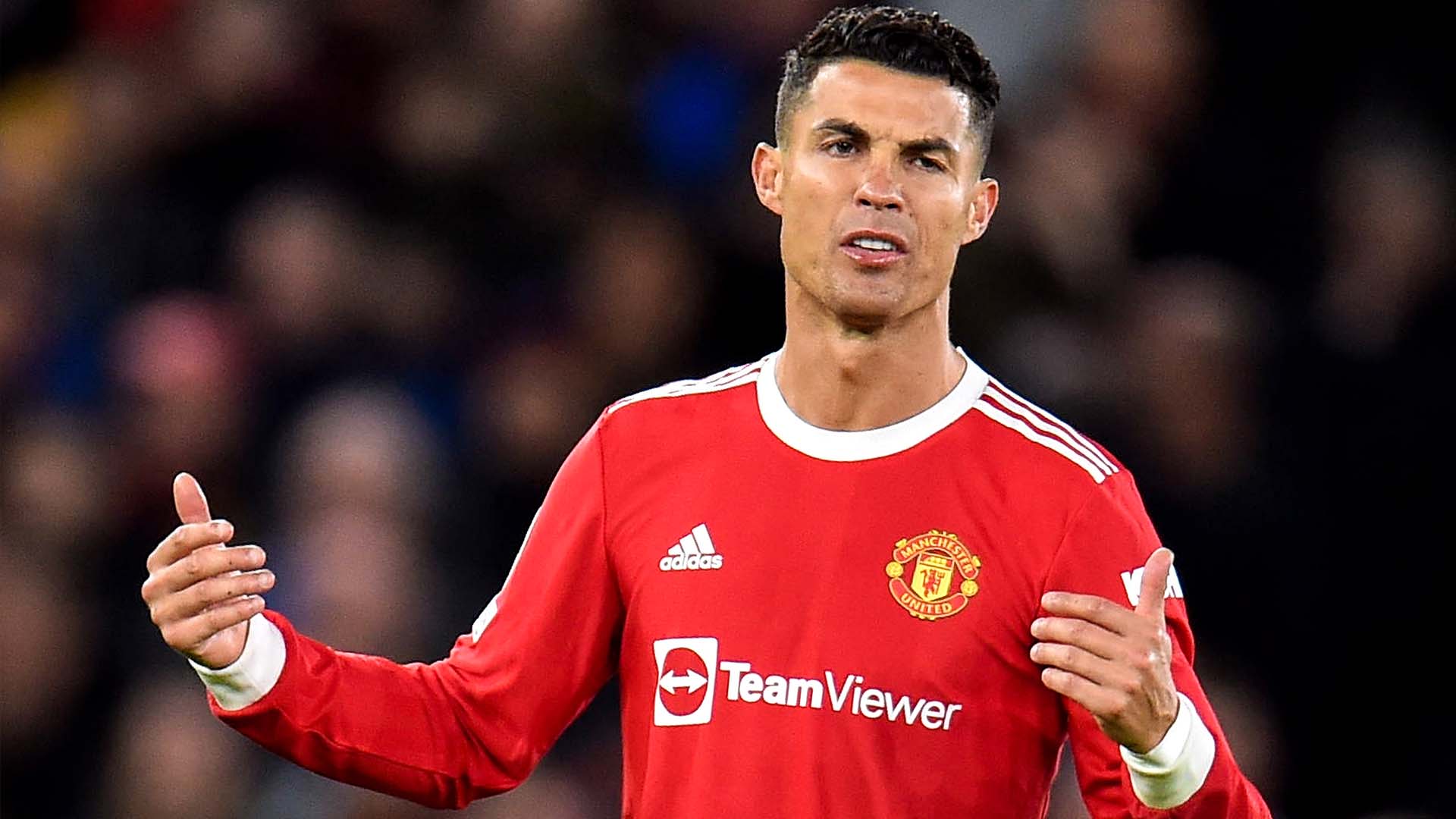 Manchester United anuncia que Cristiano Ronaldo saldrá del club por «muto acuerdo»