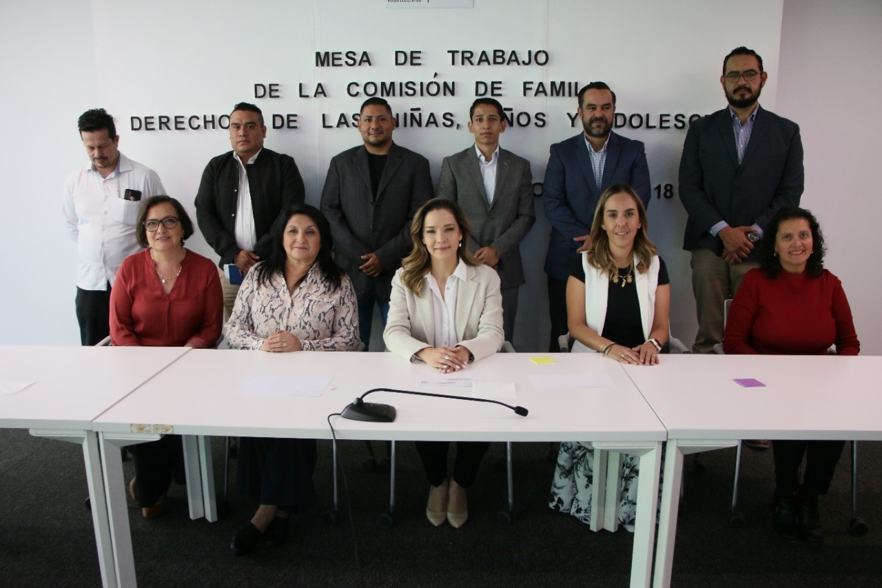 Diputada Mariela Morán realizó mesa de trabajo con representantes de instituciones públicas y asociaciones a favor de los derechos de las niñas, niños y adolescentes