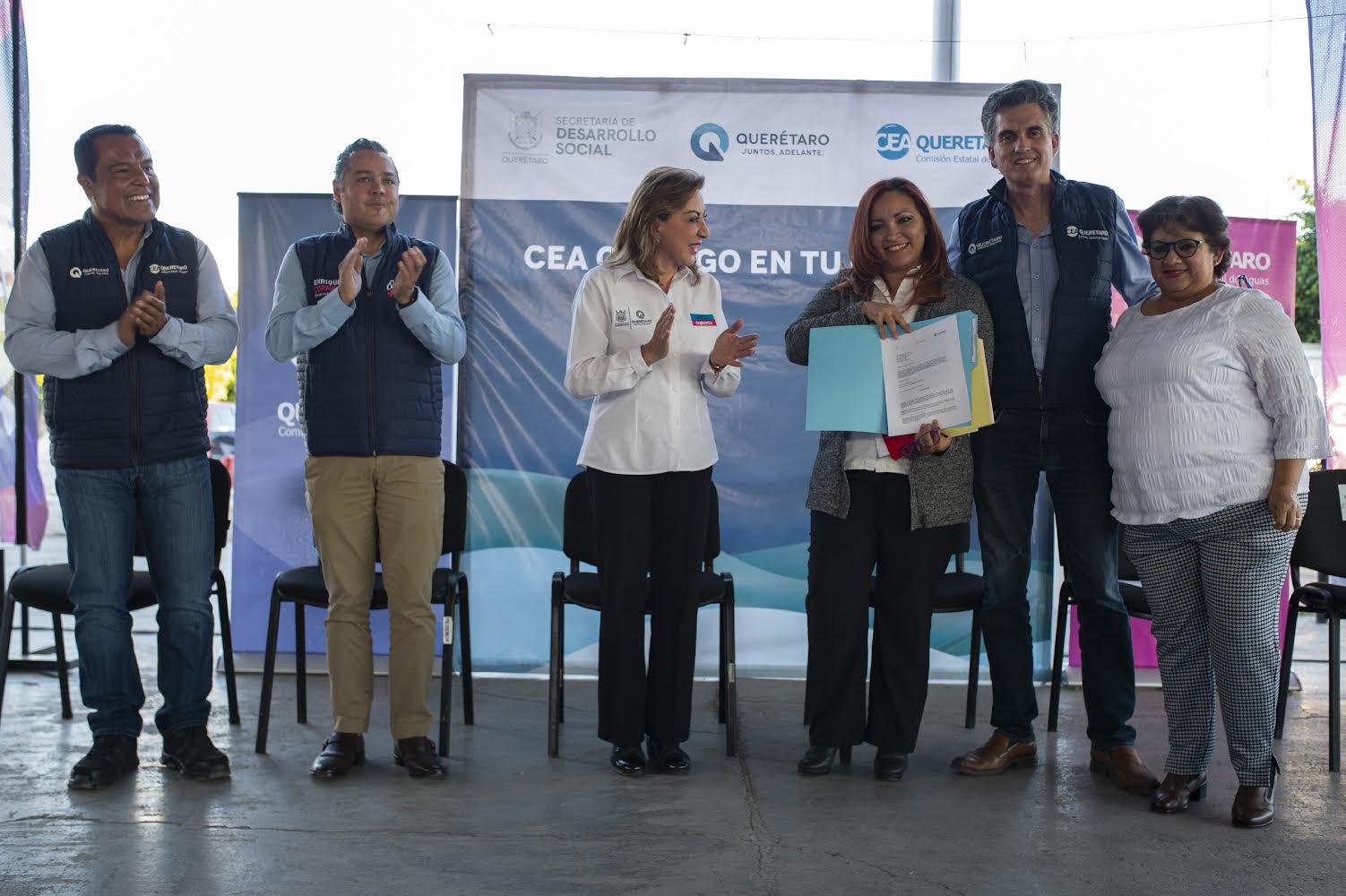 Encabeza Guadalupe Murguía entrega de contratos individuales de agua