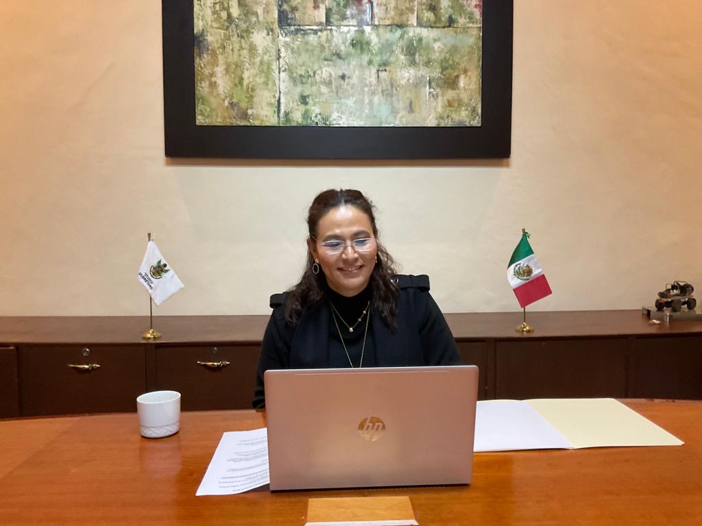 Comparten experiencias estudiantes beneficiados con Beca Embajadores
