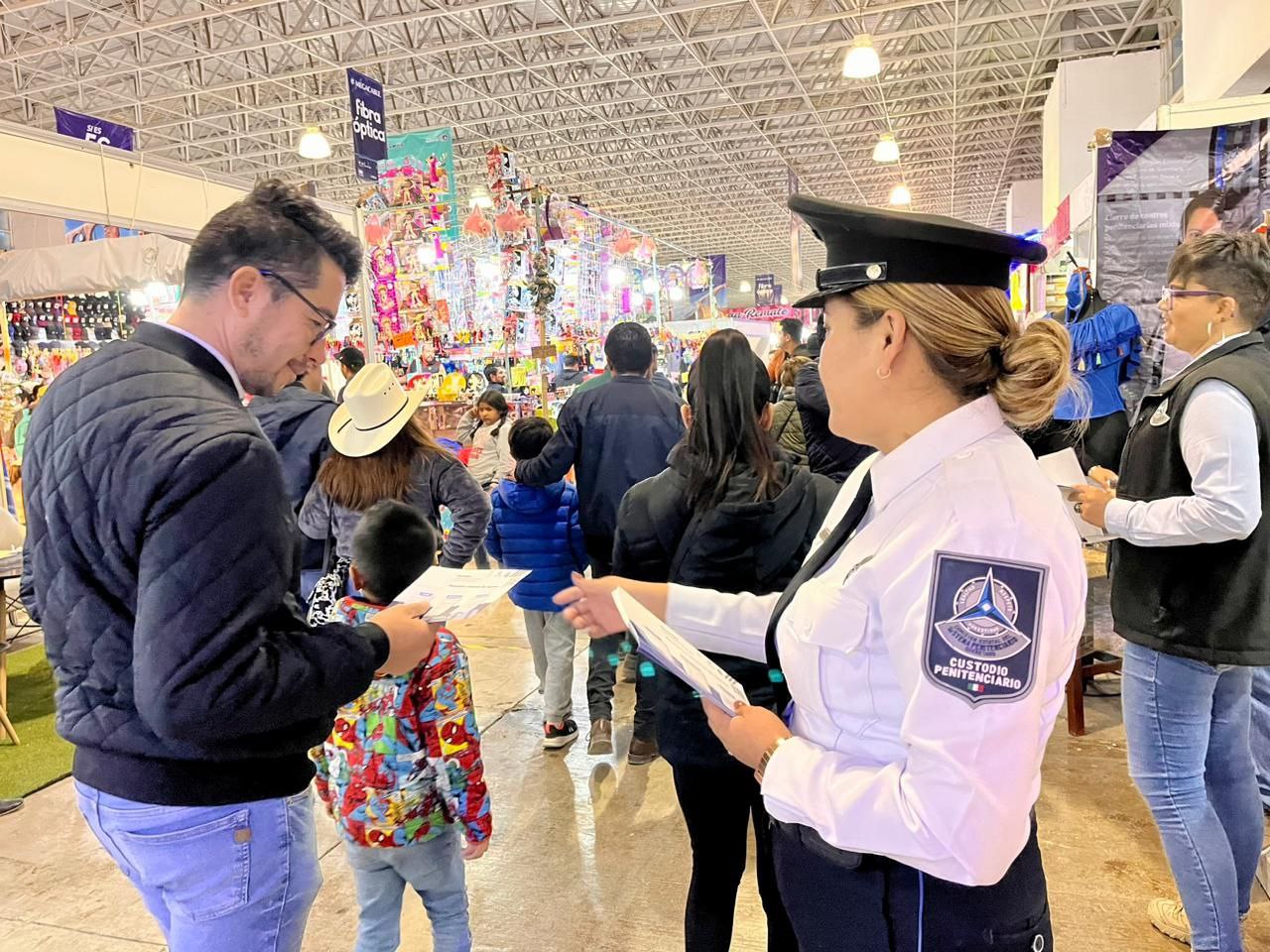 Con gran aceptación la galería itinerante “Talento en Libertad” en la Feria Internacional Ganadera de Querétaro