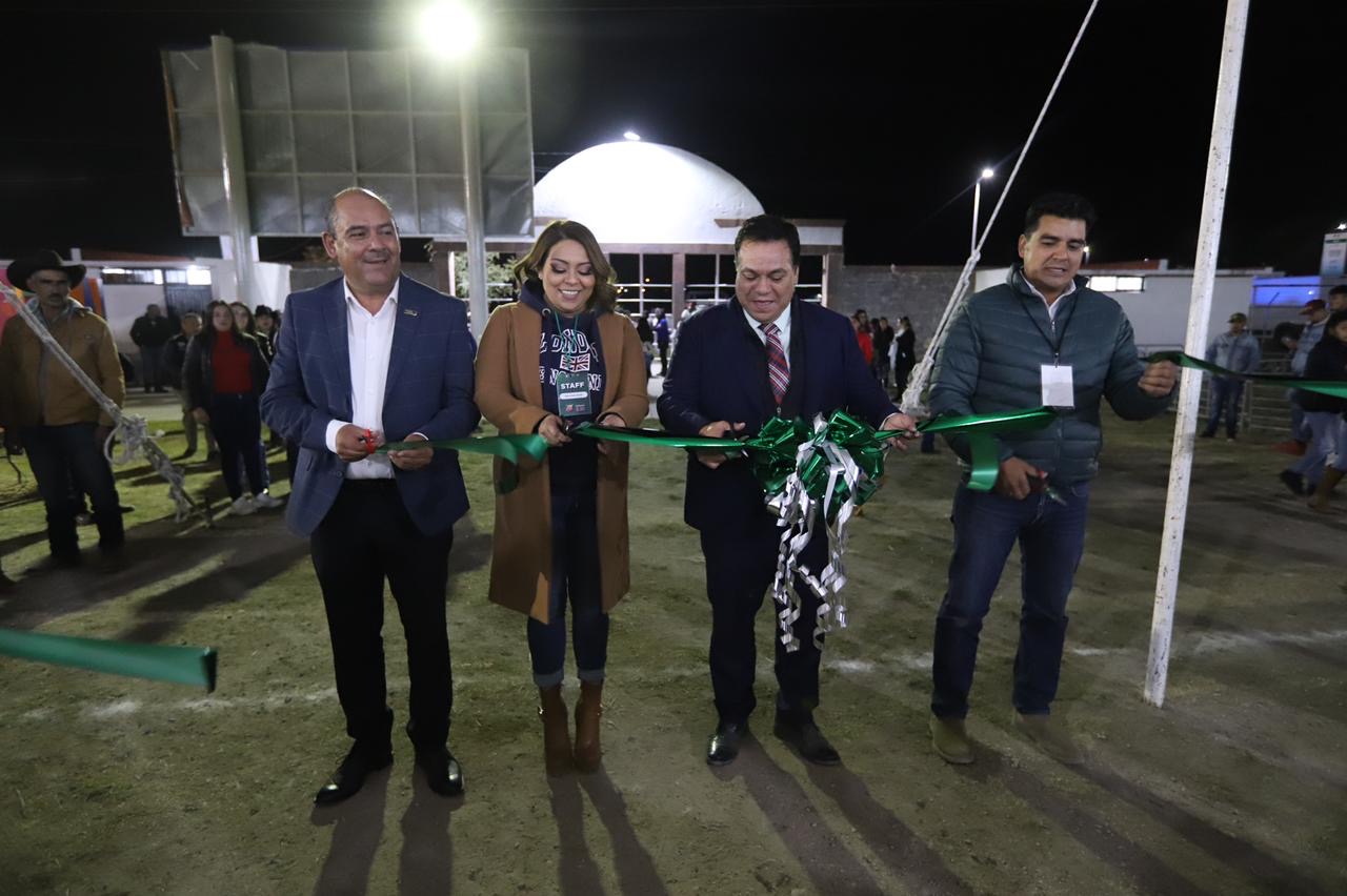 Titular de SEDEA inaugura la Feria Artesanal, Cultural y Ganadera Huimilpan 2022
