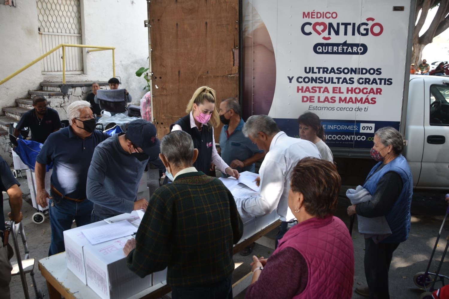 Te Qro Cálido 2022 ha entregado cinco mil 612 cobijas a población vulnerable