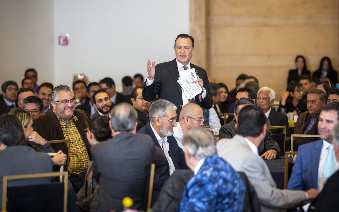 Destaca Gobernador suma de acciones del Colegio de Ingenieros Civiles en la construcción de Querétaro