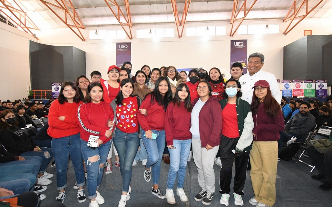 Inicia UTEQ cuatrimestre con más de cinco mil 700 estudiantes