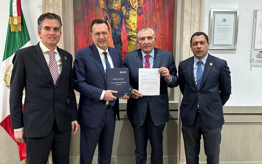 Entrega Mauricio Kuri proyecto ejecutivo del Acueducto III