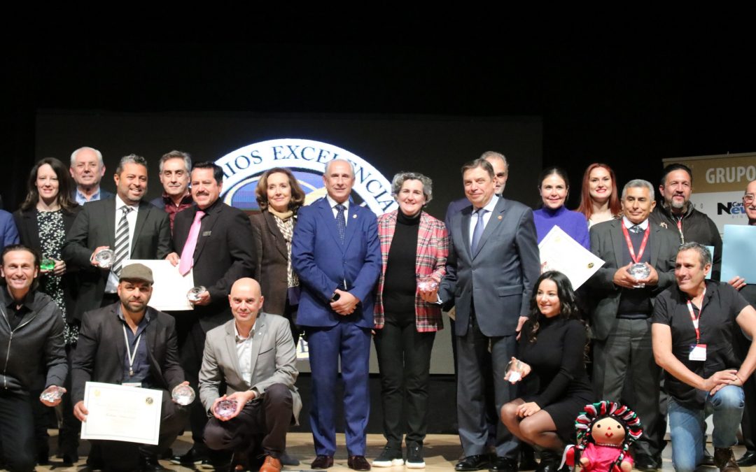 Gana Querétaro dos premios Excelencias Turísticas en FITUR