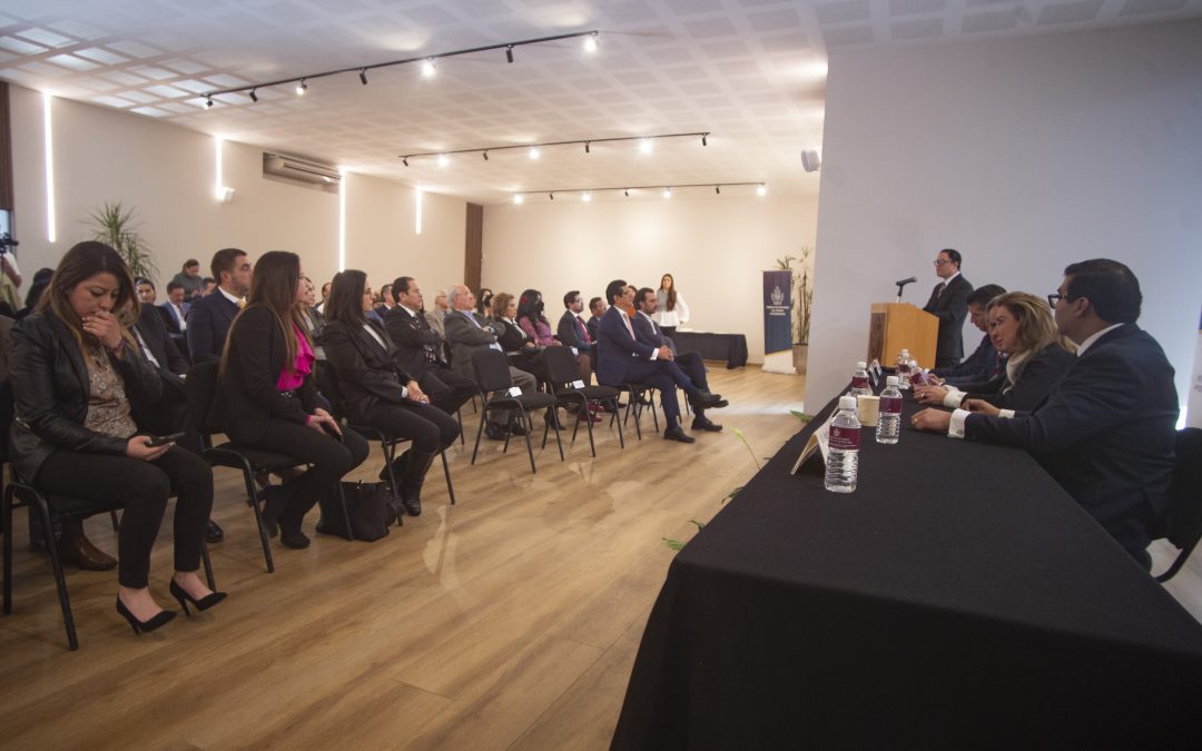 Entrega SEGOB constancias de actualización a más de 60 Notarios Públicos