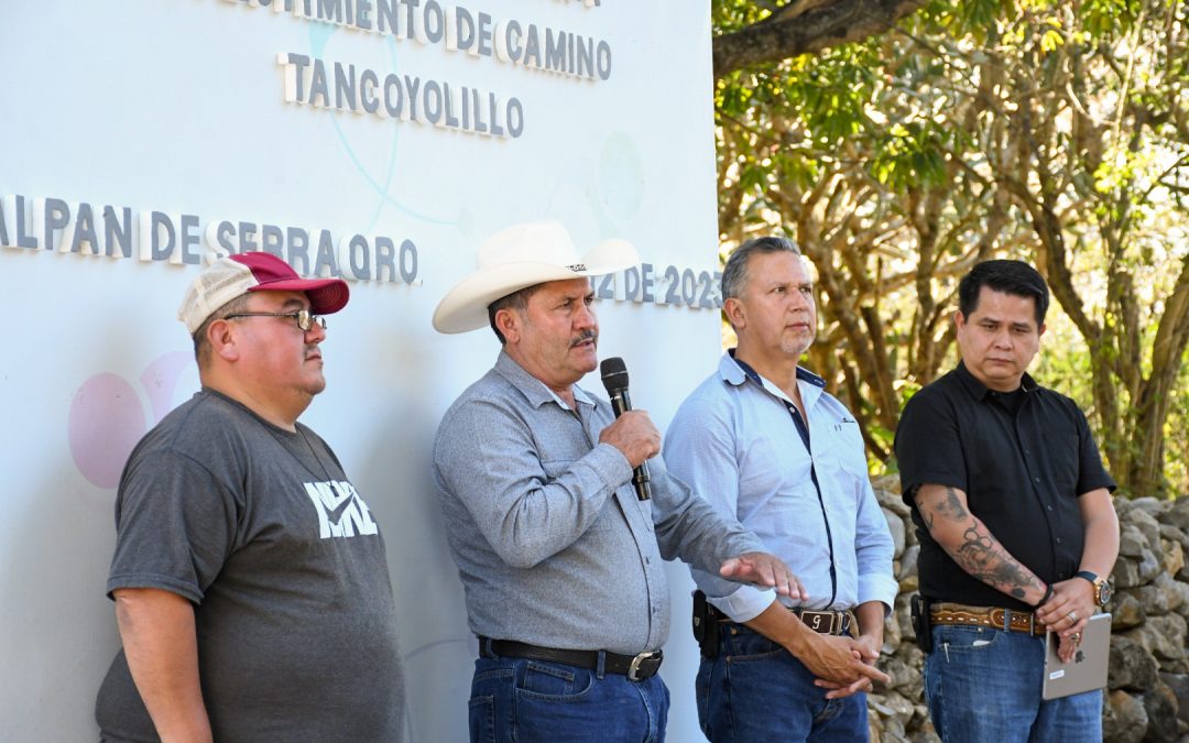 Entrega Payín Muñoz la Construcción de Rampas de Concreto y Otros Apoyos por alrededor de 2 MDP