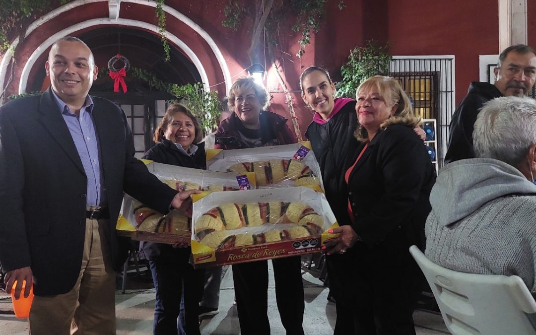 Dona UTEQ roscas de reyes al SMDIF para las y los usuarios del albergue Yimpathí