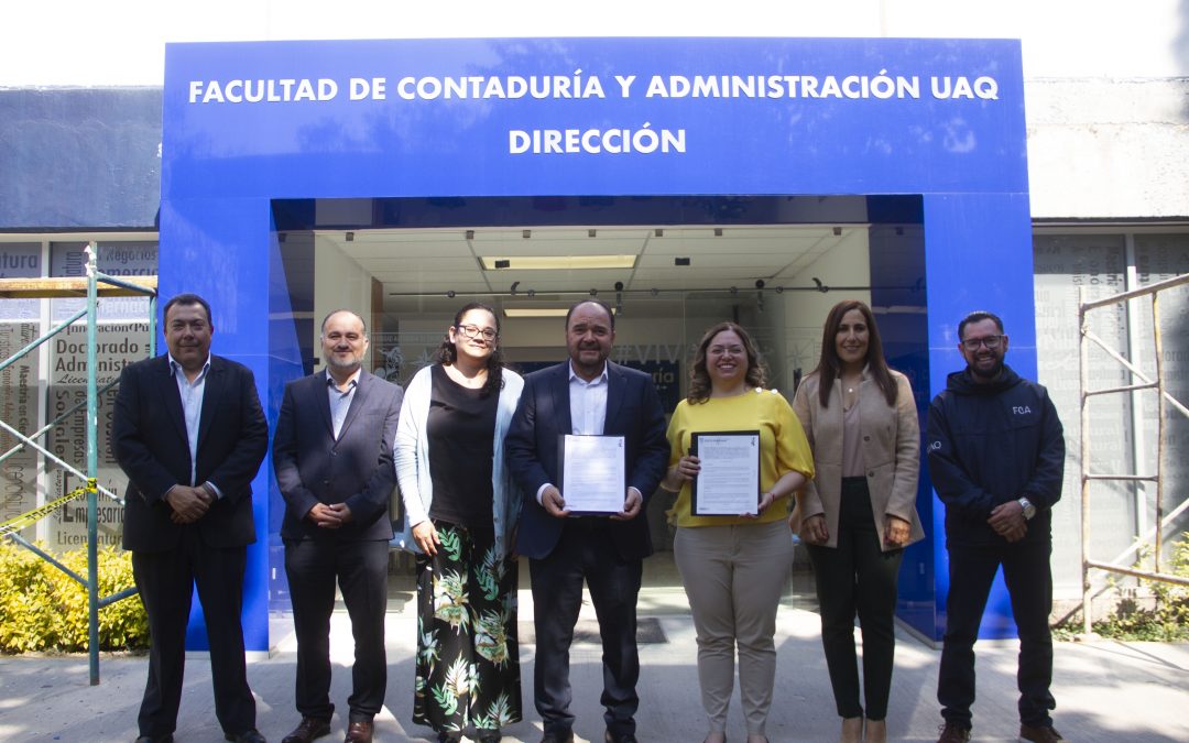 Firma FCA UAQ convenios con empresas del sector turístico