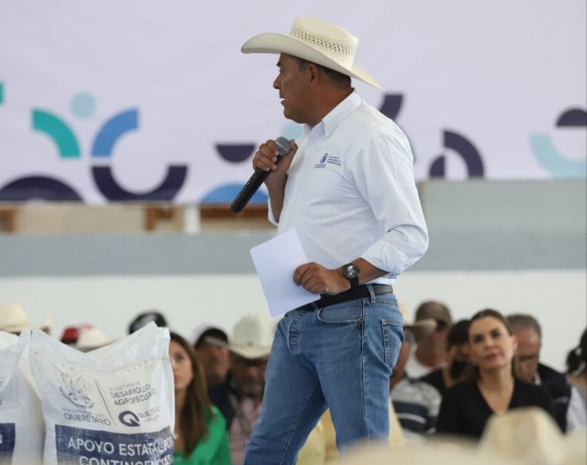 Entrega SEDEA más de 183 toneladas de maíz en Tequisquiapan